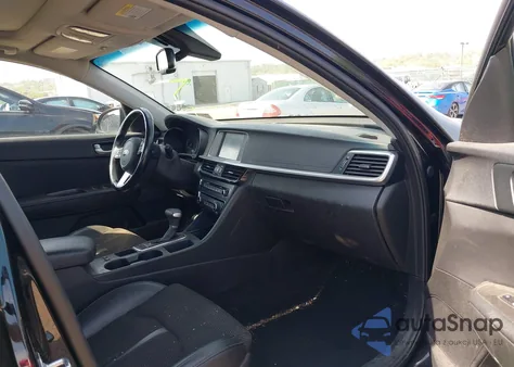 2019 Kia Optima S из США, поврежденный, VIN 5XXGT4L32KG284509